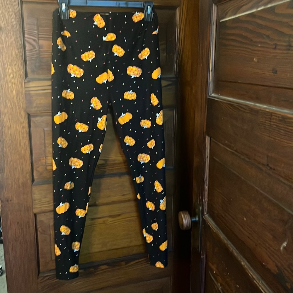 LuLaRoe Black and Orange Leggings